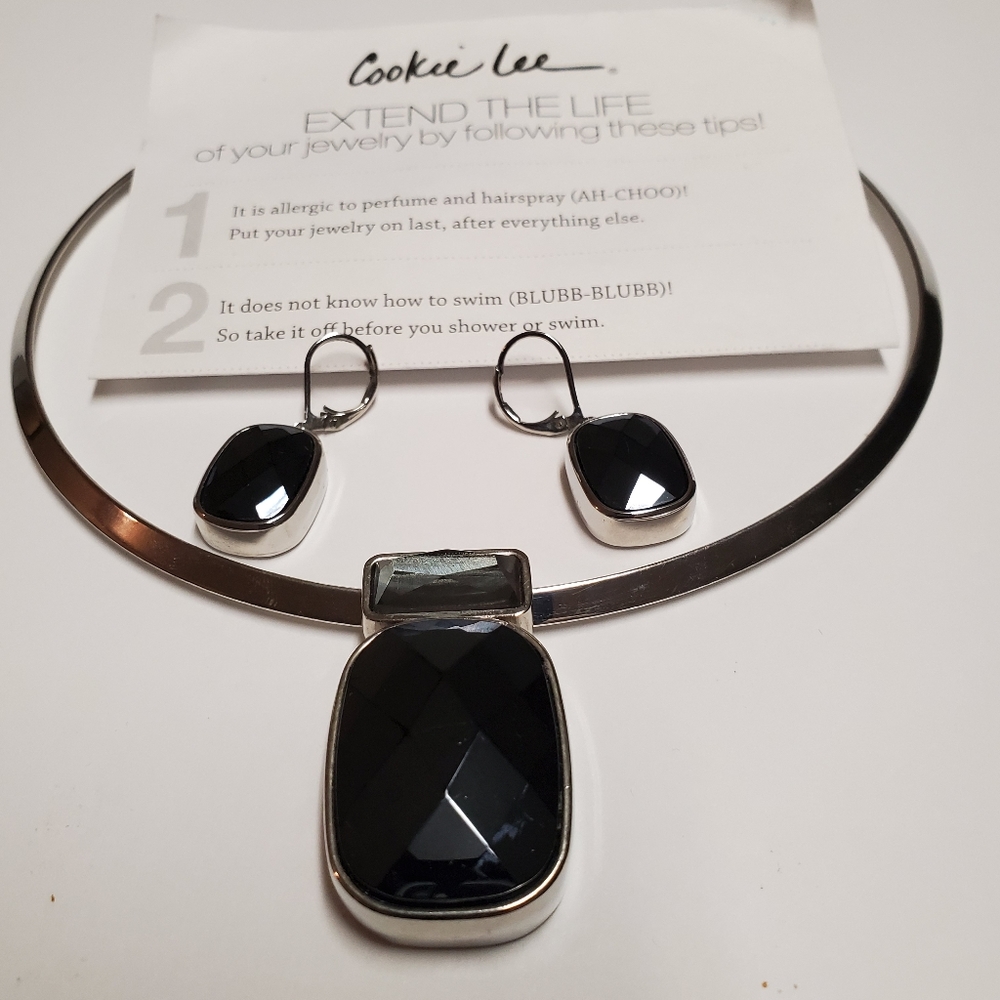 Cookie Lee choker and earring set